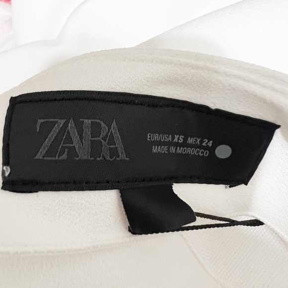 NEW Zara White Crepe V Neck Pleated Fit Flare Tank Top Crop Blouse White XS - Picture 2 of 4